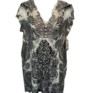 Unity World Wear Clockwork Black & White Top NWT